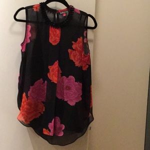 Vince Camuto Top